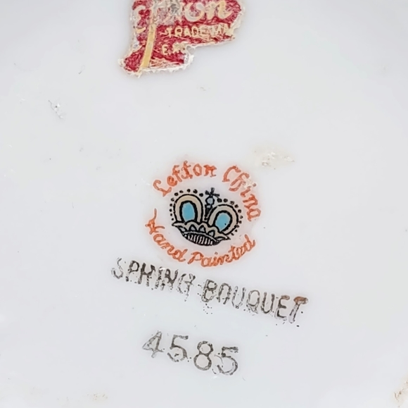 Vintage Lefton China Hand Painted Spring Bouquet 4585 Small Pitcher - Picture 4 of 12